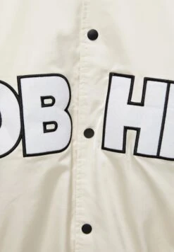 PULL & BEAR Varsity - Giubbotto Bomber - White -Pull & Bear 50d9f459eb374982a8d6beac95ab85b6