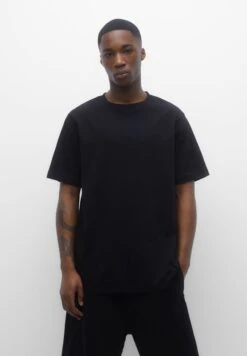 PULL & BEAR SetShortsBlack Uomo Bermuda PUC22F0BS-Q11 -Pull & Bear 51579c3f2f044951893a9fc9f839487b