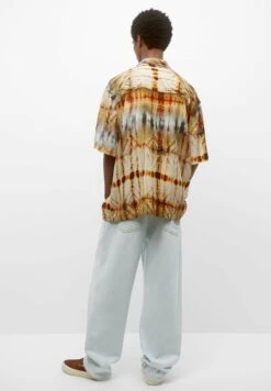 PULL & BEAR Geometric Tie-Dye Short SleeveCamiciaKhaki Uomo Camicie PUC22D0JM-N11 -Pull & Bear 5336c426312a4b43960dfdaac6daa08d