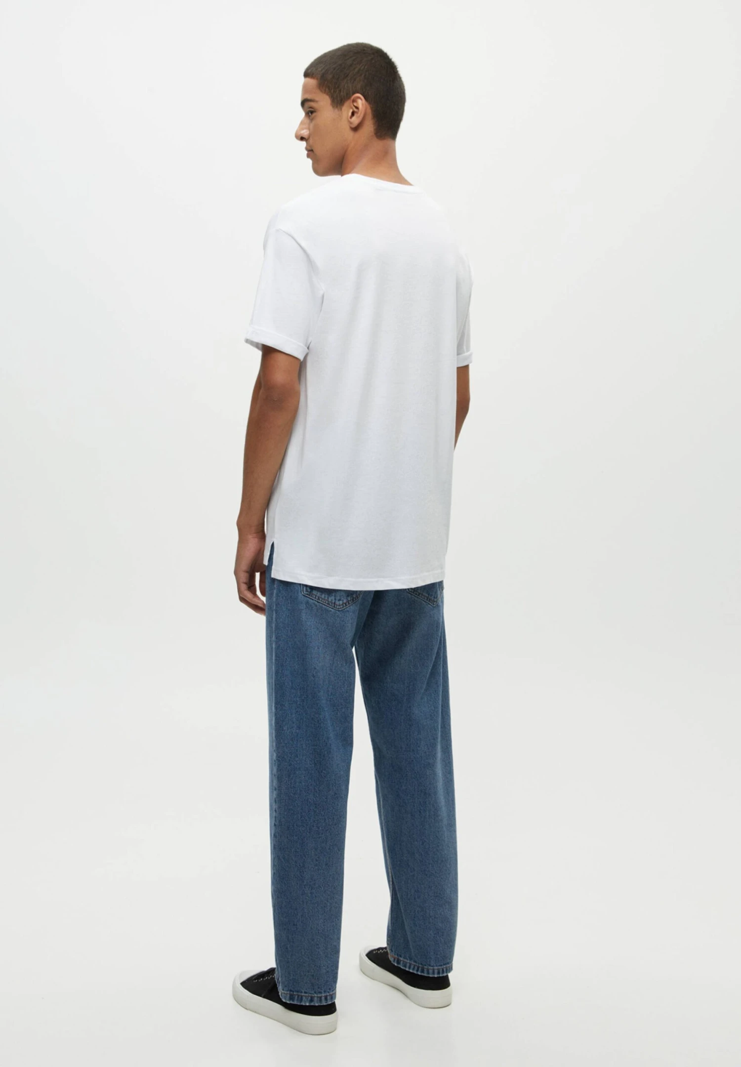 PULL & BEAR Long FitT-Shirt BasicWhite Uomo T-shirt E Polo PUC22O17O-A11 3 PULL & BEAR Long FitT-Shirt BasicWhite Uomo T-shirt E Polo PUC22O17O-A11 - immagine 3