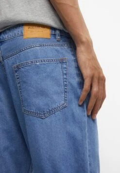 PULL & BEAR Bermuda With Turn-Up Hems - Shorts Di Jeans - Blue Denim -Pull & Bear 548be0dd238144549f18e9a853bd7efc