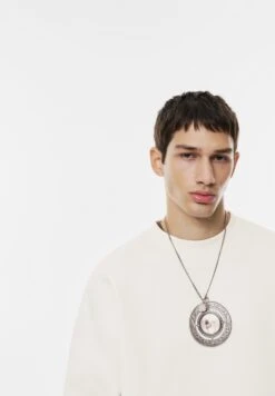 PULL & BEAR BOXY WITH DOG GRAPHIC - Felpa - White -Pull & Bear 567b912e3cc24733bb1d674d1d02ee62