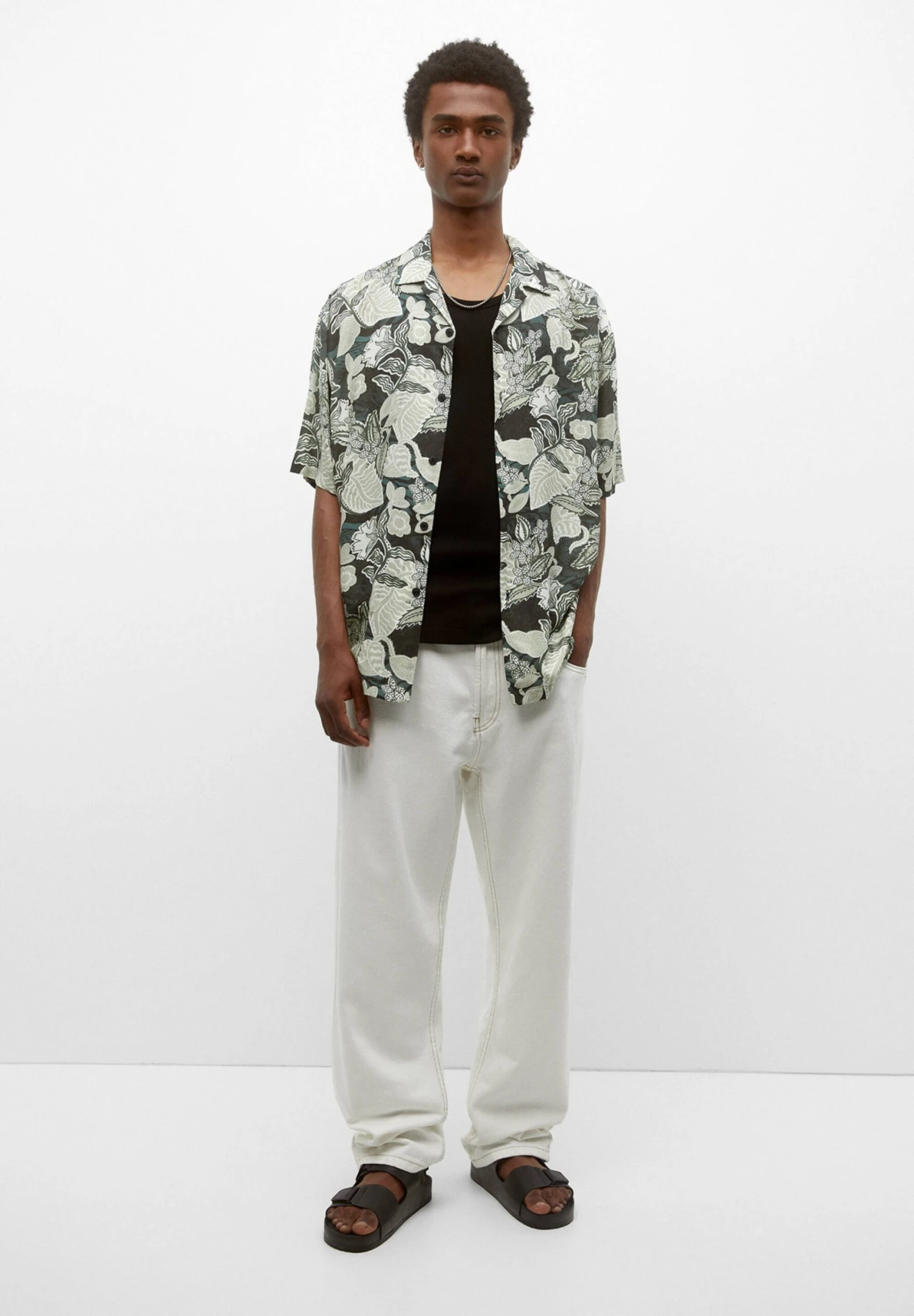 PULL & BEAR Floral Print Short Sleeve- Camicia - Mint 2 PULL & BEAR Floral Print Short Sleeve- Camicia - Mint - immagine 2