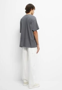 PULL & BEAR Stwd Short Sleeve Cut-Out T-Shirt BasicGrey Uomo T-shirt E Polo PUC22O1OB-C11 -Pull & Bear 56ef25aa471246f498568f94ead9f922