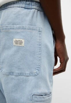 PULL & BEAR Basic Pantaloni SportiviStone Blue Denim Uomo Pantaloni PUC22E0EQ-K11 -Pull & Bear 5a2dba4dd1c04d6e9f26c20d9d924f76