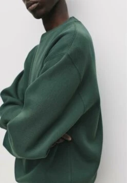 PULL & BEAR ROUND NECK - Felpa - Dark Green -Pull & Bear 5e642c3ae8ee4314a210b1bcb0805b05