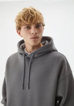 PULL & BEAR Basic ColouredFelpa Con CappuccioDark Grey Uomo Maglieria E Felpe PUC21009J-C11 -Pull & Bear 5fce92827e2447ed9092ee1f3e8fd5b2