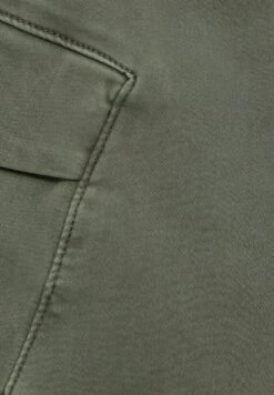 PULL & BEAR ShortsKhaki Uomo Bermuda PUC22F0BW-N11 -Pull & Bear 6239fdd7c01a47d894933af3df13367d