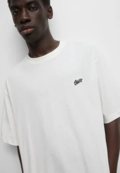 PULL & BEAR Short Sleeve StwdT-Shirt Con StampaWhite Uomo T-shirt E Polo PUC22O1PA-A11 -Pull & Bear 66255fdd3edc48f9a4501b4f20e0dc44