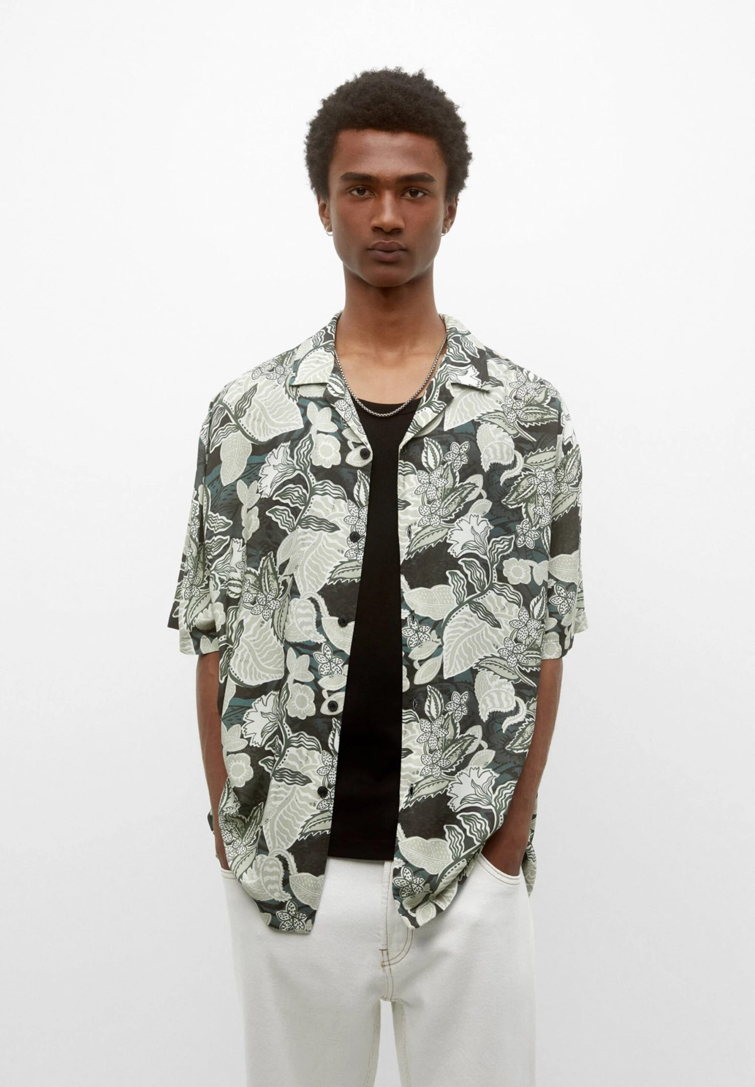 PULL & BEAR Floral Print Short Sleeve- Camicia - Mint 1 PULL & BEAR Floral Print Short Sleeve- Camicia - Mint