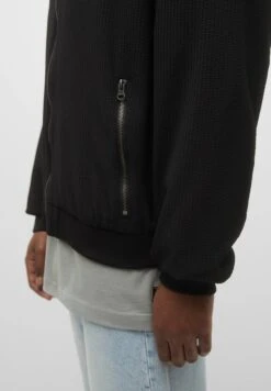 PULL & BEAR Giubbotto BomberBlack Uomo Giacche PUC22T0RW-Q11 -Pull & Bear 6924cb61b14c48a191065fbe8aa7dc77