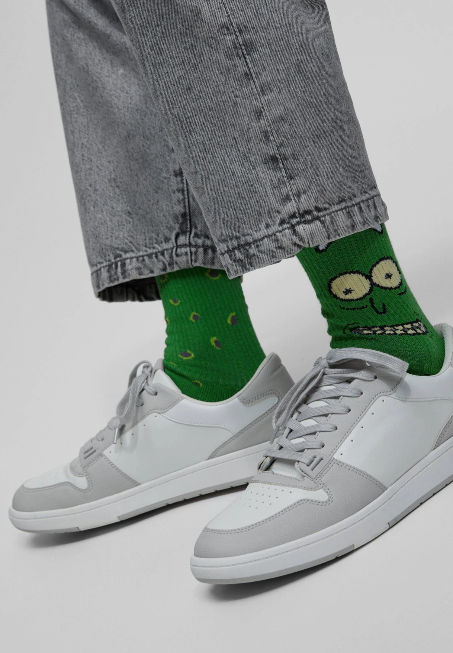 PULL & BEAR Long PickleCalzeGreen Uomo Intimo PUC82F06L-Q11 4 PULL & BEAR Long PickleCalzeGreen Uomo Intimo PUC82F06L-Q11 - immagine 4