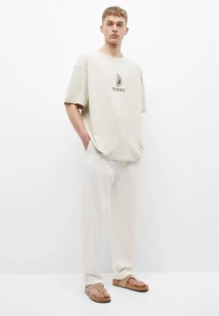 PULL & BEAR Short Sleeve With EmbroideryT-Shirt Con StampaBeige Uomo T-shirt E Polo PUC22O1LN-B11 -Pull & Bear 6b7b9f464af0420497ce7d17c801f3f6