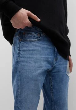 PULL & BEAR Basic With Ripped Detail - Jeans Slim Fit - Blue Denim 11 PULL & BEAR Basic With Ripped Detail - Jeans Slim Fit - Blue Denim -Pull & Bear 6b88c2e0884c42729854e418ad9256bd