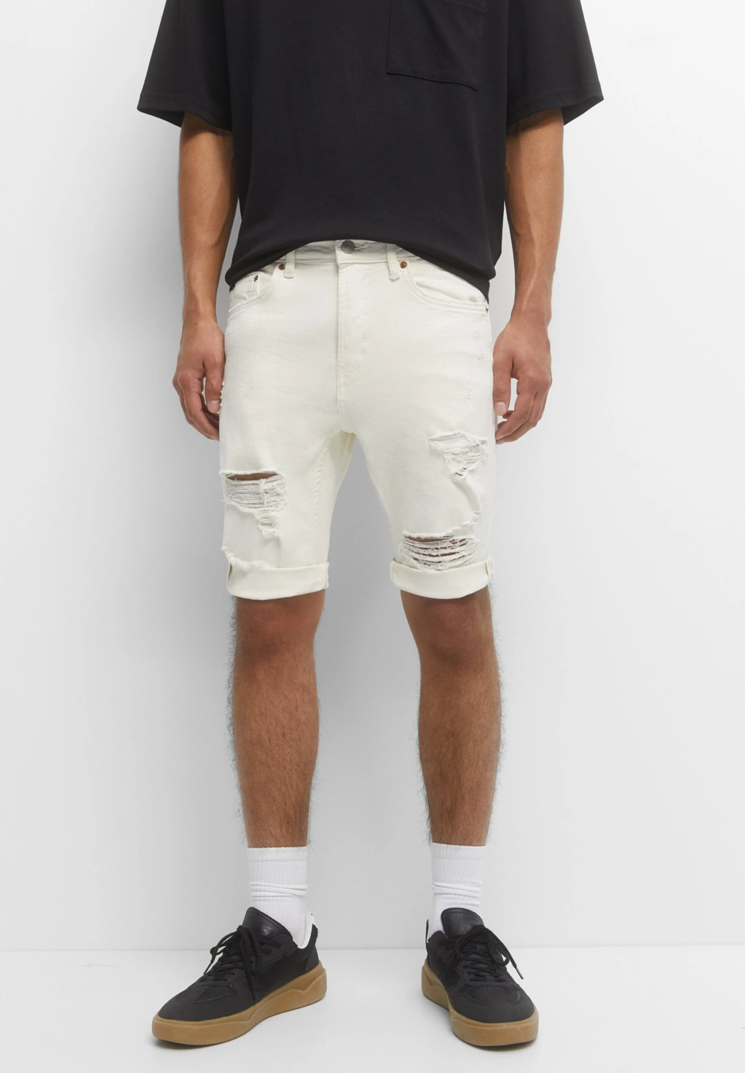 PULL & BEAR Frayed Bermuda - Shorts Di Jeans - Beige 1 PULL & BEAR Frayed Bermuda - Shorts Di Jeans - Beige