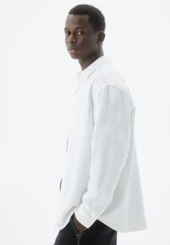 PULL & BEAR Long Sleeve - Camicia Elegante - White -Pull & Bear 6c36ecbb35f647c8961666a7bcffeb95