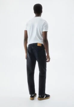 PULL & BEAR Wide LegJeans A SigarettaBlack Uomo Jeans PUC22G0PQ-Q11 9 PULL & BEAR Wide LegJeans A SigarettaBlack Uomo Jeans PUC22G0PQ-Q11 -Pull & Bear 6cff13979b16464090a5aafc15a1941a