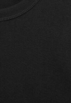 PULL & BEAR Heavy WeightT-Shirt BasicMottled Black Uomo T-shirt E Polo PUC22O1BR-Q11 11 PULL & BEAR Heavy WeightT-Shirt BasicMottled Black Uomo T-shirt E Polo PUC22O1BR-Q11 -Pull & Bear 6d659abebc464a0ca3e5fa9c55a795ad