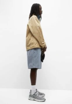 PULL & BEAR Basic Colourful Bermuda - Shorts - Blue -Pull & Bear 6d68bead0faf4b0e989ea15baab6ef0a