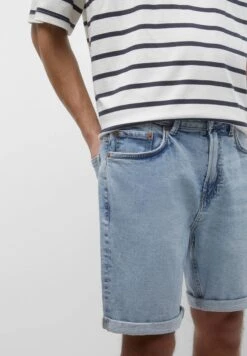 PULL & BEAR Shorts Di JeansBlue Denim Uomo Jeans PUC22F0BM-K12 -Pull & Bear 700a0340ce794ad38bc836f3d0274db8