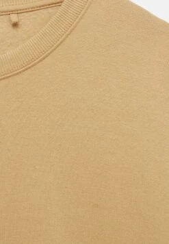 PULL & BEAR Basic Coloured Round NeckFelpaOchre Uomo Maglieria E Felpe PUC21009K-O11 14 PULL & BEAR Basic Coloured Round NeckFelpaOchre Uomo Maglieria E Felpe PUC21009K-O11 -Pull & Bear 71b97a5db1a044fa8114f04063b22aaa