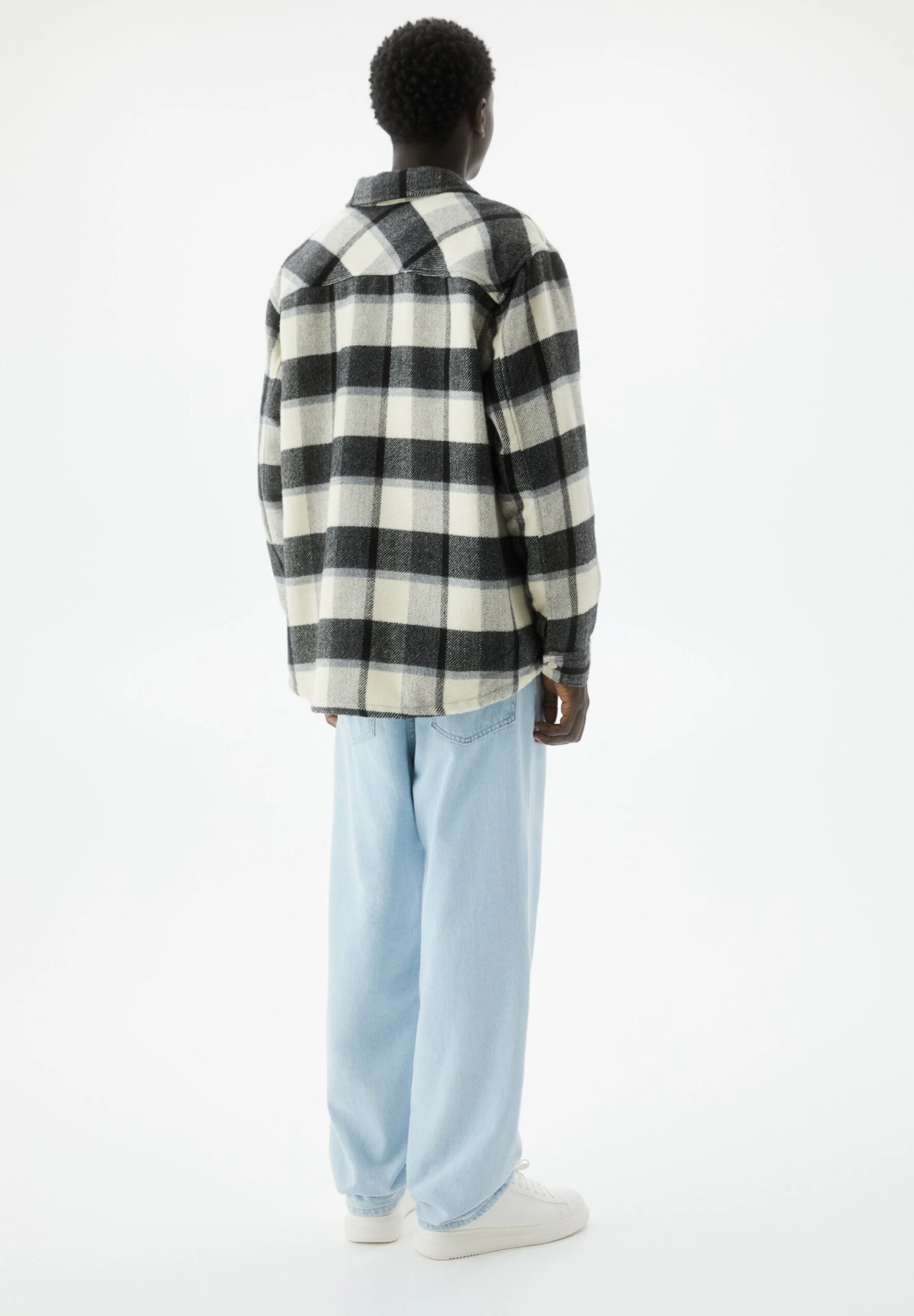 PULL & BEAR Long Sleeve Checked- Camicia - Black 4 PULL & BEAR Long Sleeve Checked- Camicia - Black - immagine 4