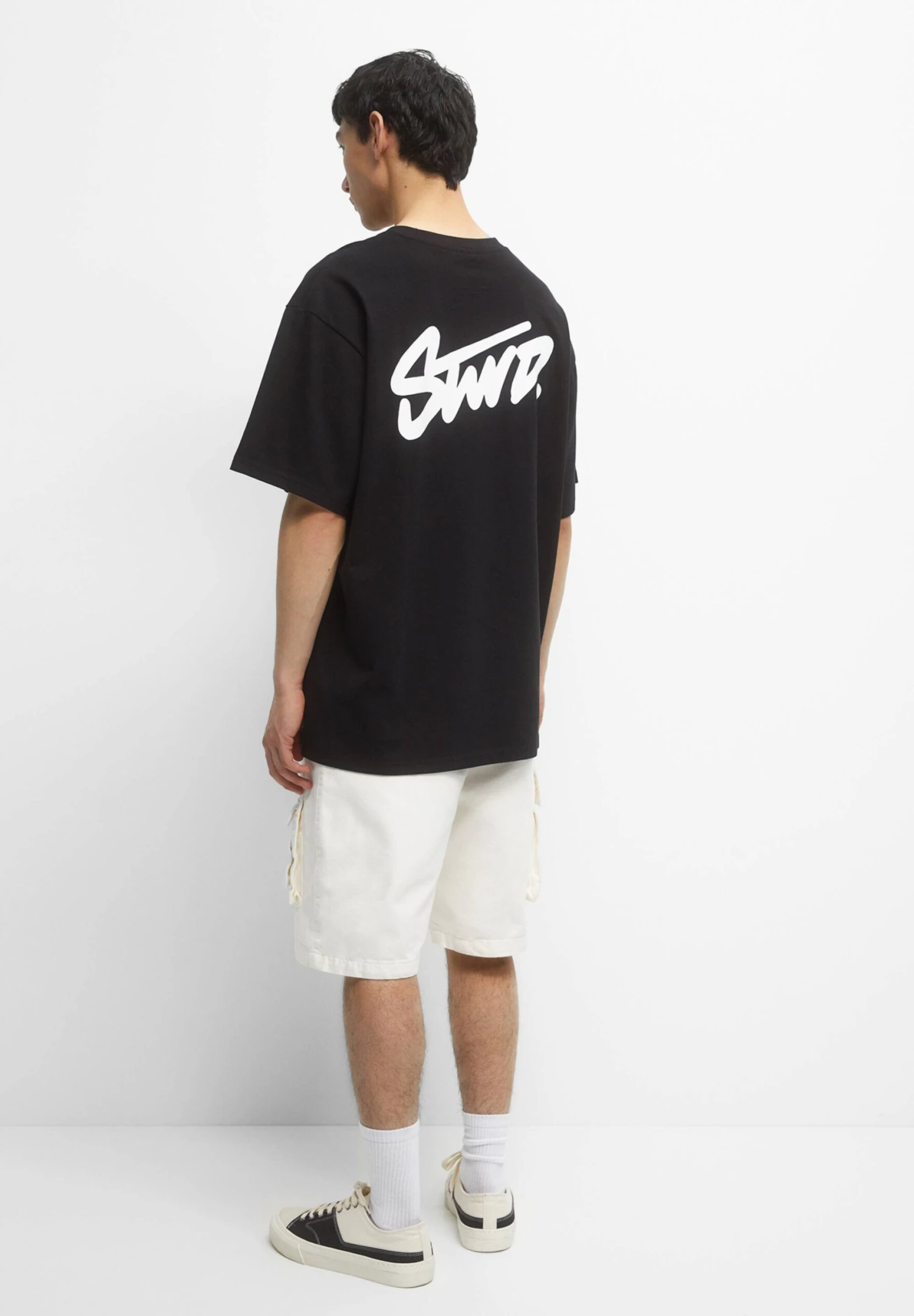 PULL & BEAR With Stwd LogoT-Shirt BasicBlack Uomo T-shirt E Polo PUC22O1NS-Q11 1 PULL & BEAR With Stwd LogoT-Shirt BasicBlack Uomo T-shirt E Polo PUC22O1NS-Q11