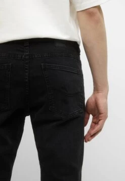 PULL & BEAR Basic Jeans Slim FitMottled Dark Grey Uomo Jeans PUC22G0OY-C11 -Pull & Bear 77f586af59a2451e94dc90baa0f3ca42