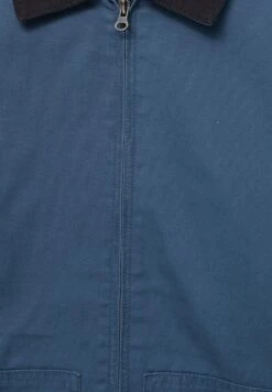 PULL & BEAR Utility With Contrast Collar Giacca Da Mezza StagioneBlue Uomo Giacche PUC22T0SY-K11 -Pull & Bear 78cb1fbdc00d416f8908c6d070ecd062