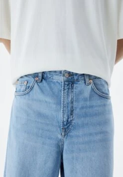 PULL & BEAR Baggy Extra Wide-Leg Jeans A SigarettaBlue Denim Uomo Jeans PUC22G0PL-K11 -Pull & Bear 79967a5092a4463fa7f7c5abfdfa03a0