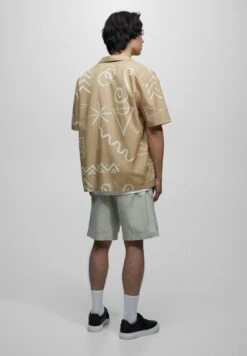 PULL & BEAR Rustic BermudaShortsMint Uomo Bermuda PUC22F0BT-M11 -Pull & Bear 7b0baf846f234b5ab73834fa7898baee