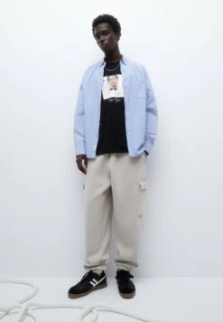 PULL & BEAR Short Sleeve Scarface T-Shirt Con StampaBlack Uomo T-shirt E Polo PUC22O1LJ-Q11 12 PULL & BEAR Short Sleeve Scarface T-Shirt Con StampaBlack Uomo T-shirt E Polo PUC22O1LJ-Q11 -Pull & Bear 7d75c6a5f8a8469b917797e2d63e09d2