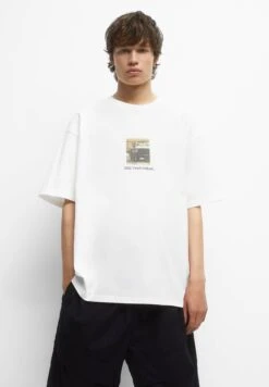 PULL & BEAR Staten Island- T-Shirt Con Stampa - White