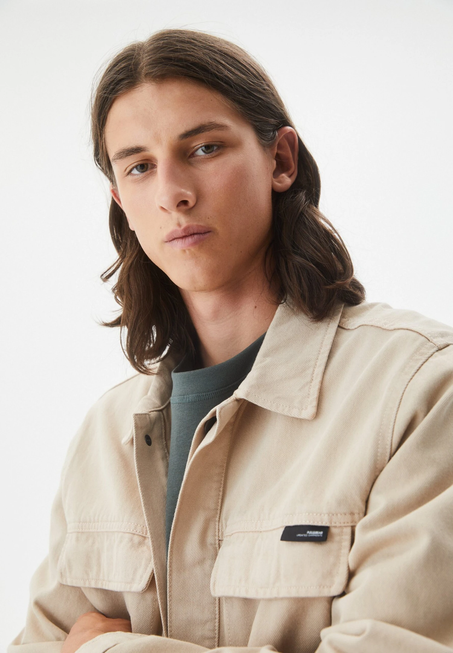 PULL & BEAR BasicTruckerGiacca LeggeraSand Uomo Giacche PUC22T0SQ-B11 3 PULL & BEAR BasicTruckerGiacca LeggeraSand Uomo Giacche PUC22T0SQ-B11 - immagine 3