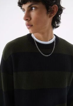 PULL & BEAR Striped Long Sleeve - Maglione - Dark Green -Pull & Bear 8256353c731b4f1f9ff8c41797e7aff1