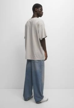 PULL & BEAR Short Sleeve With SloganT-Shirt Con StampaTaupe Uomo T-shirt E Polo PUC22O1P7-B11 -Pull & Bear 834798d1a3ad4e289a6406a6c21825ae