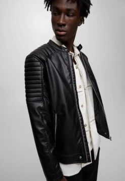 PULL & BEAR Giacca In Similpelle - Mottled Black -Pull & Bear 83ca9b1cb0ff4438bf6a006dd8fb54a8