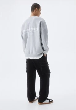 PULL & BEAR Lettering - Felpa - Dark Grey -Pull & Bear 84cdf2bd443444aa9d578d5195fbdbff