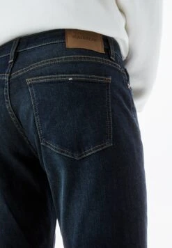 PULL & BEAR Comfort- Jeans Slim Fit - Light Blue -Pull & Bear 897fe19668a643cfb7142f3e8f27e7ff