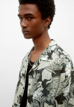 PULL & BEAR Floral Print Short Sleeve- Camicia - Mint 10 PULL & BEAR Floral Print Short Sleeve- Camicia - Mint -Pull & Bear 8b60d546fcd34d288accd15d62131217