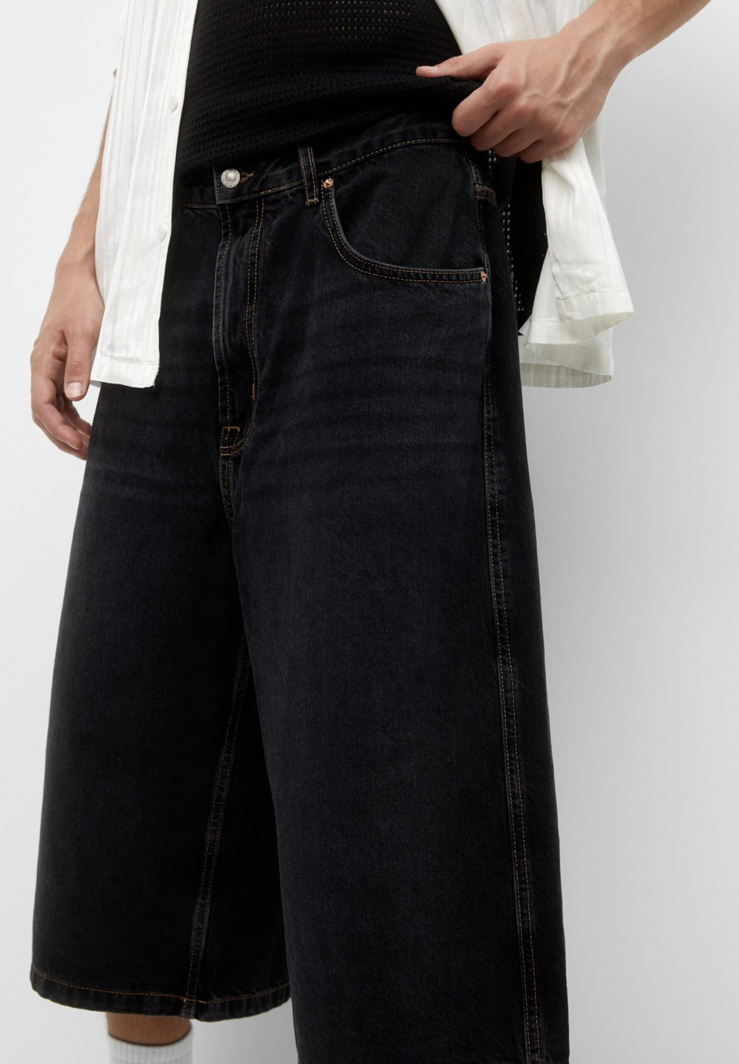 PULL & BEAR Baggy Fit Extra Wide-Leg-BermudaShorts Di JeansBlack Uomo Bermuda PUC22F0DF-Q11 5 PULL & BEAR Baggy Fit Extra Wide-Leg-BermudaShorts Di JeansBlack Uomo Bermuda PUC22F0DF-Q11 - immagine 5