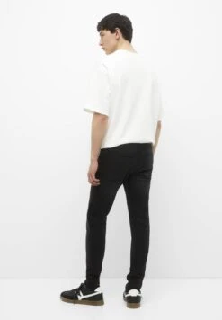 PULL & BEAR Jeans Skinny FitBlack Uomo Jeans PUC22G0PF-Q11 -Pull & Bear 8ca066da78ca41d48af9ee15e62bf9ca