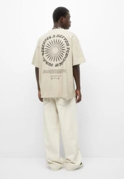 PULL & BEAR Short Sleeve With CentralT-Shirt Con StampaSand Uomo T-shirt E Polo PUC22O1OQ-B11