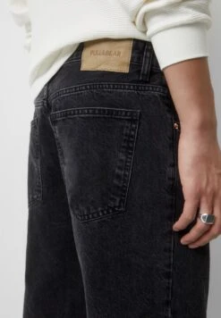 PULL & BEAR Coloured StandardJeans Slim FitBlack Uomo Jeans PUC22G0PK-Q11 -Pull & Bear 8dd569714e2a4a4e9949230589503e94