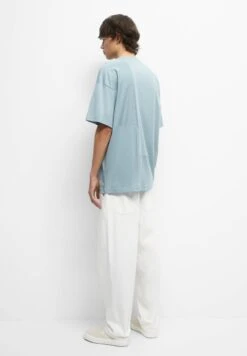 PULL & BEAR Stwd Short Sleeve Cut-Out T-Shirt BasicGreen Uomo T-shirt E Polo PUC22O1OB-M11 -Pull & Bear 8f32fe2ddee04bd79f6c01457b8f3d52