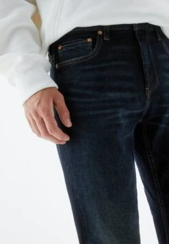 PULL & BEAR Comfort- Jeans Slim Fit - Light Blue -Pull & Bear 9baeda94c2e747989870d9efea2fdac4