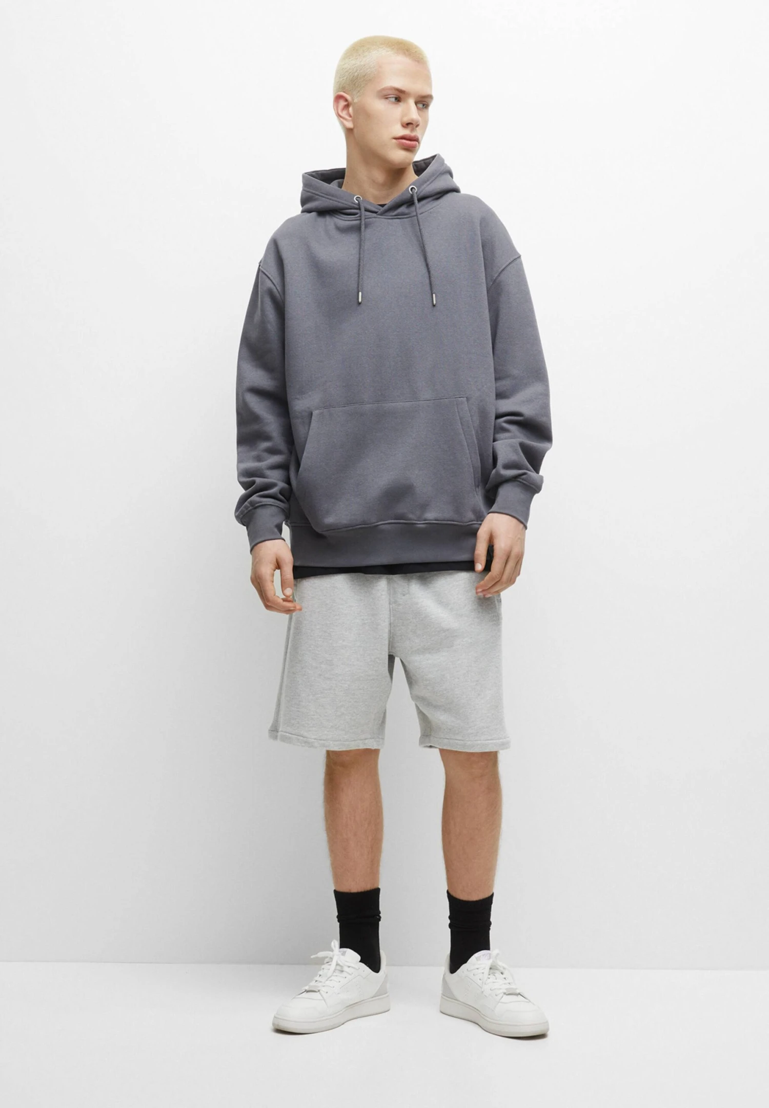 PULL & BEAR BasicShortsGrey Uomo Bermuda PUC22F0BE-C12 2 PULL & BEAR BasicShortsGrey Uomo Bermuda PUC22F0BE-C12 - immagine 2