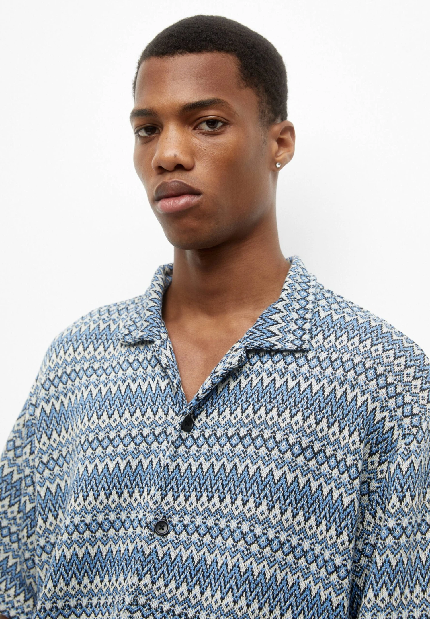 PULL & BEAR Stwd Print Short Sleeve - Camicia - Blue 4 PULL & BEAR Stwd Print Short Sleeve - Camicia - Blue - immagine 4