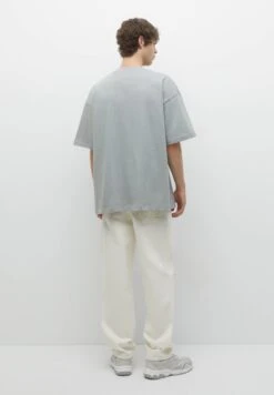 PULL & BEAR Oversize Short SleeveT-Shirt BasicBlue Grey Uomo T-shirt E Polo PUC22O1K0-K12 -Pull & Bear 9c8e15b6fa194811bccd6569bf6e6a2e