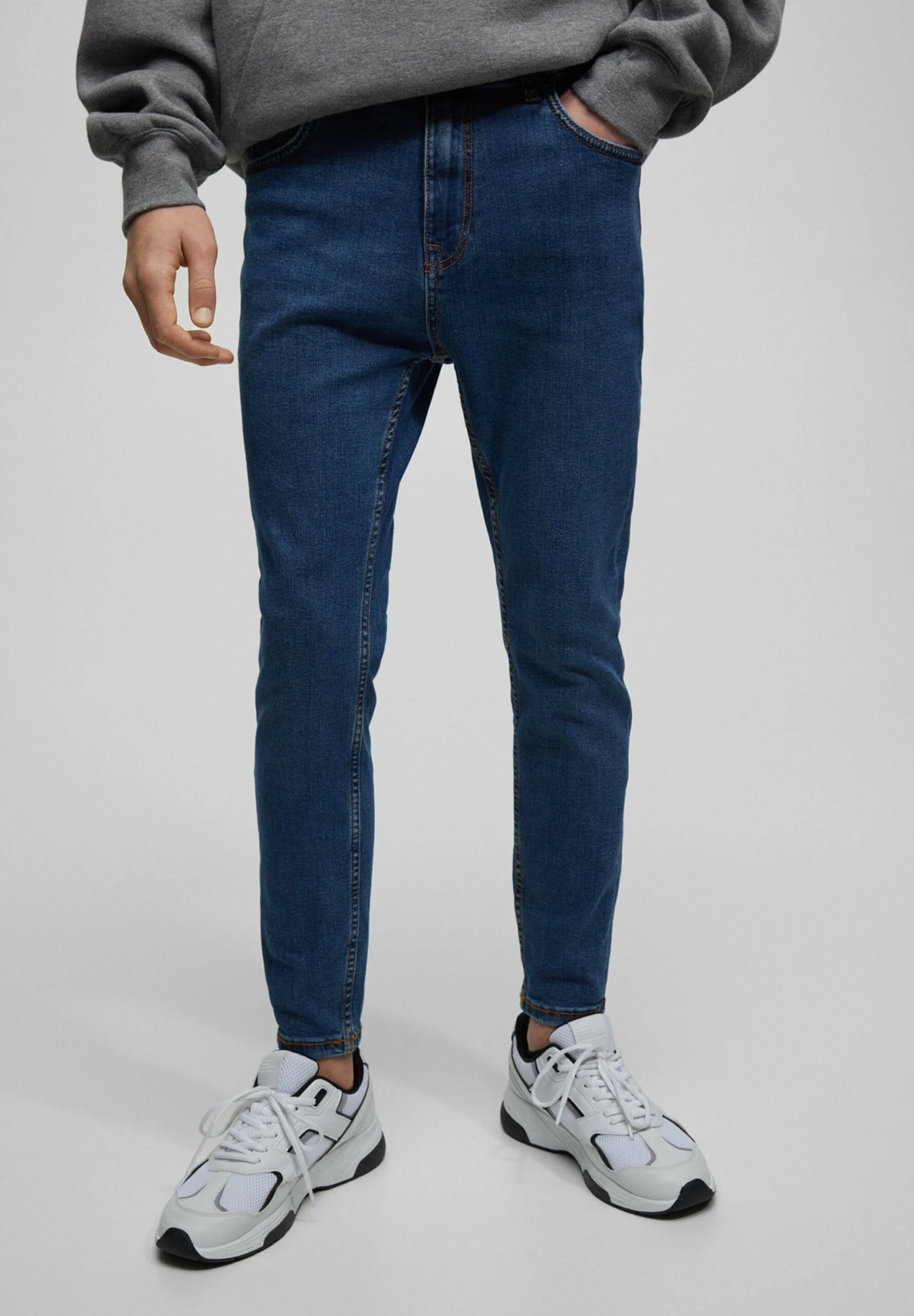 PULL & BEAR Basic Medium Carrot FitJeans Slim FitDark Blue Uomo Jeans PUC22G0O2-K11 1 PULL & BEAR Basic Medium Carrot FitJeans Slim FitDark Blue Uomo Jeans PUC22G0O2-K11